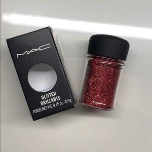Mac pigment